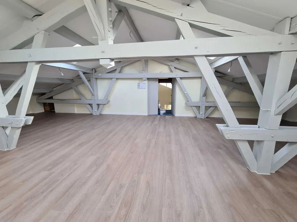 Pose de parquet près de Dax